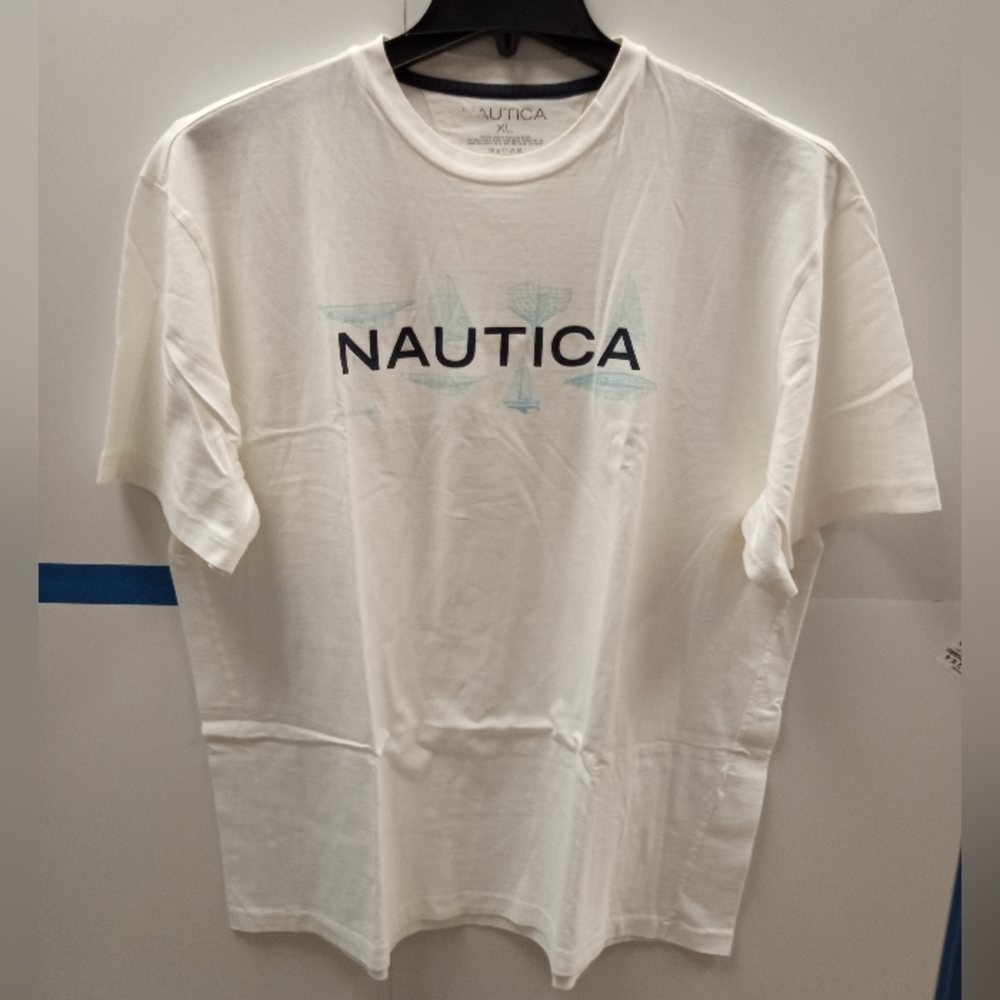 Nautica, size XL, color white